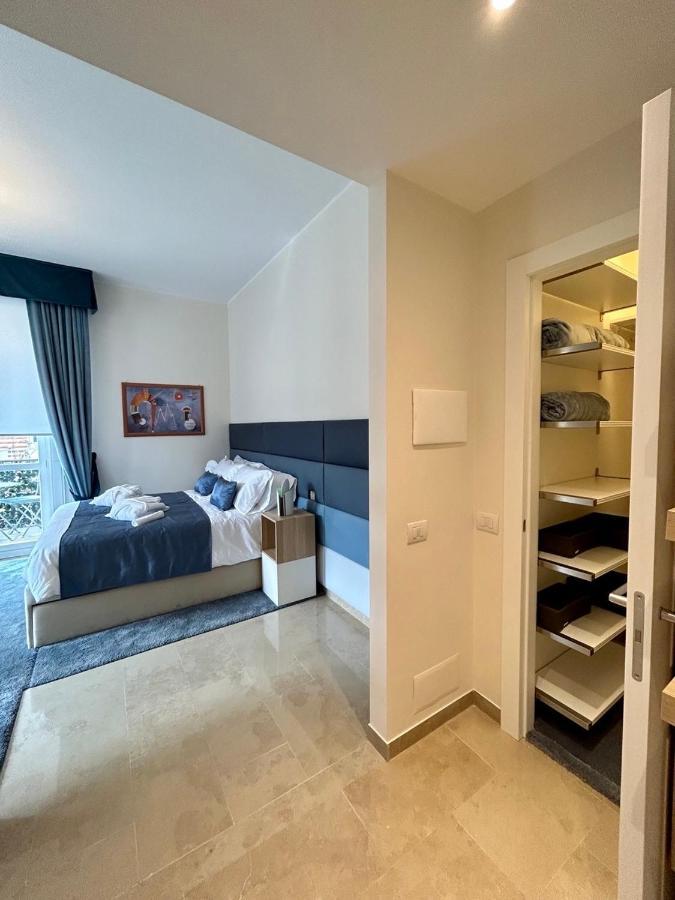 King's - Quiet And Refined In The Heart Of Appartamento *